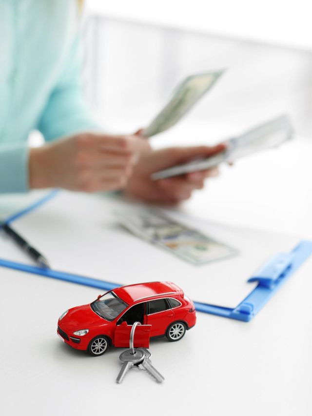 How to Lower the Car Insurance Premium - insura.ae